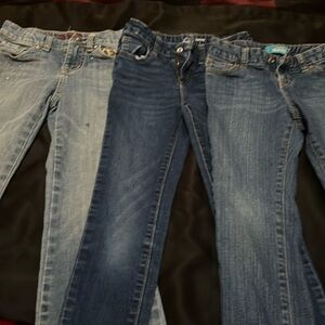 Girls size 7 jeans, a few spots but no holes